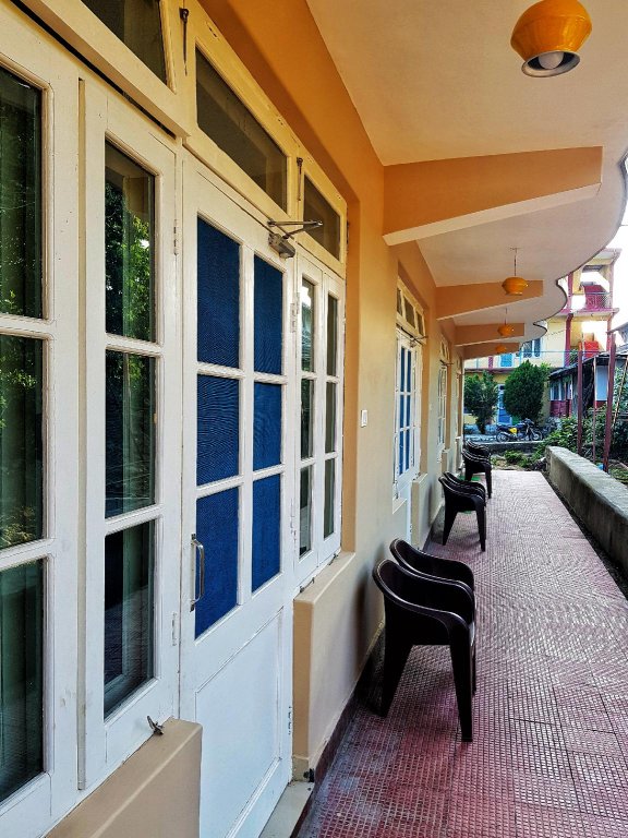 Фото отеля 2