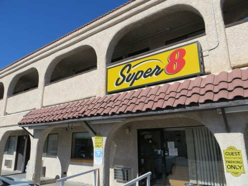 Гостиница Super 8 by Wyndham Las Vegas Nellis Afb Area в Норт-Лас-Вегасе