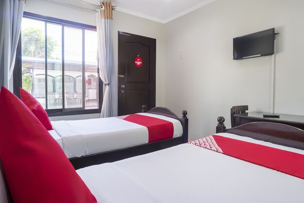 Фото Oyo 557 Samantha's Apartelle