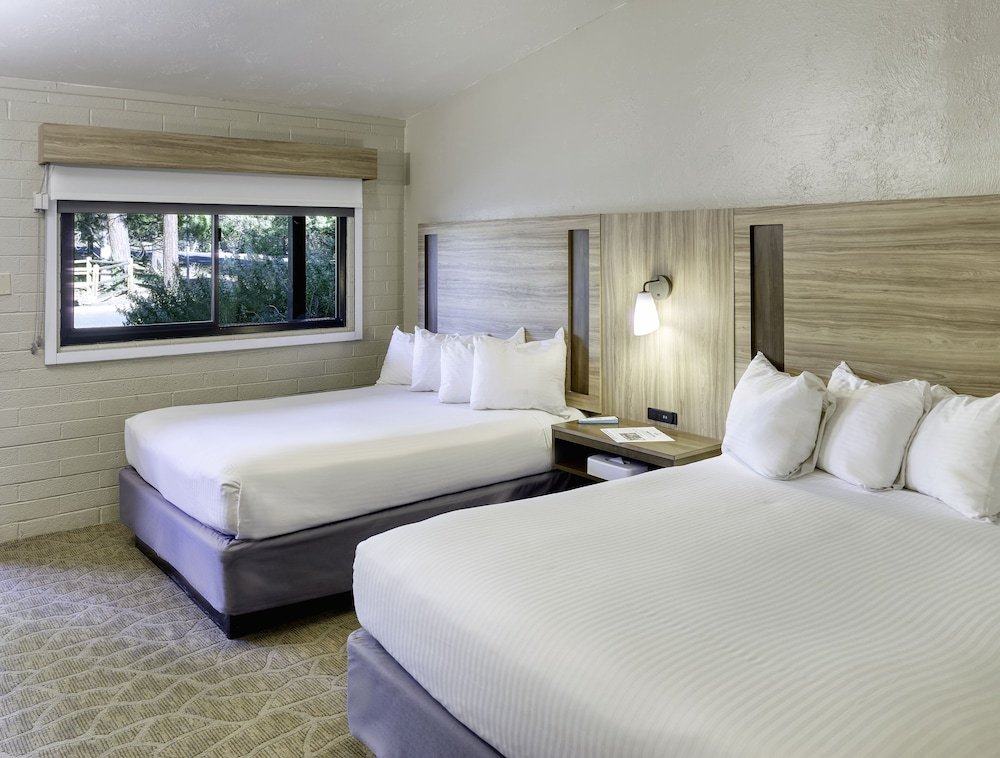 Фото Yavapai Lodge