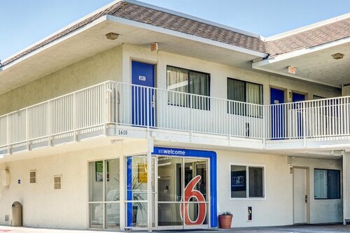 Гостиница Motel 6 Troutdale, Or - Portland East в Грешаме