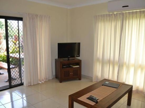 Фото Atherton Holiday Park