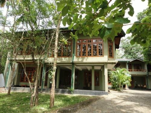 Гостиница Tikiri Villa
