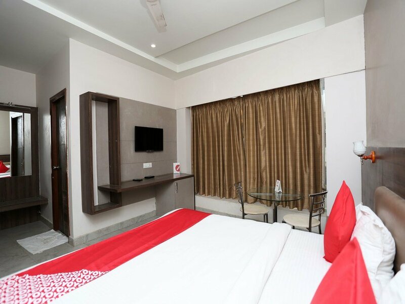 Гостиница Oyo 6688 Hotel Rp Grand Titanium в Лакхнау