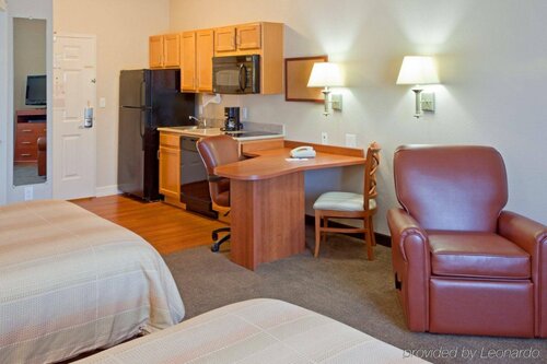 Гостиница Candlewood Suites La Porte, an Ihg Hotel в Пасадине