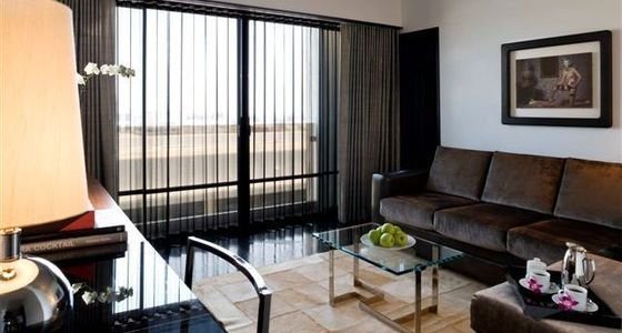Фото Sixty Beverly Hills