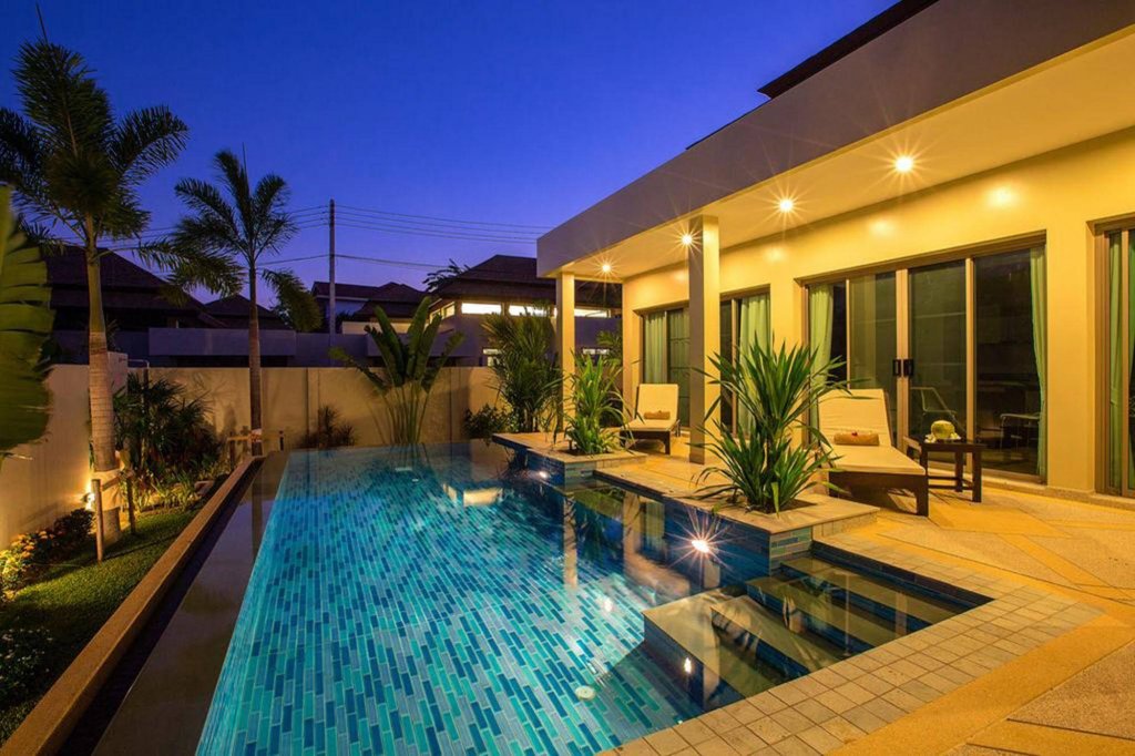 Фото Saiyuan Estate by TropicLook