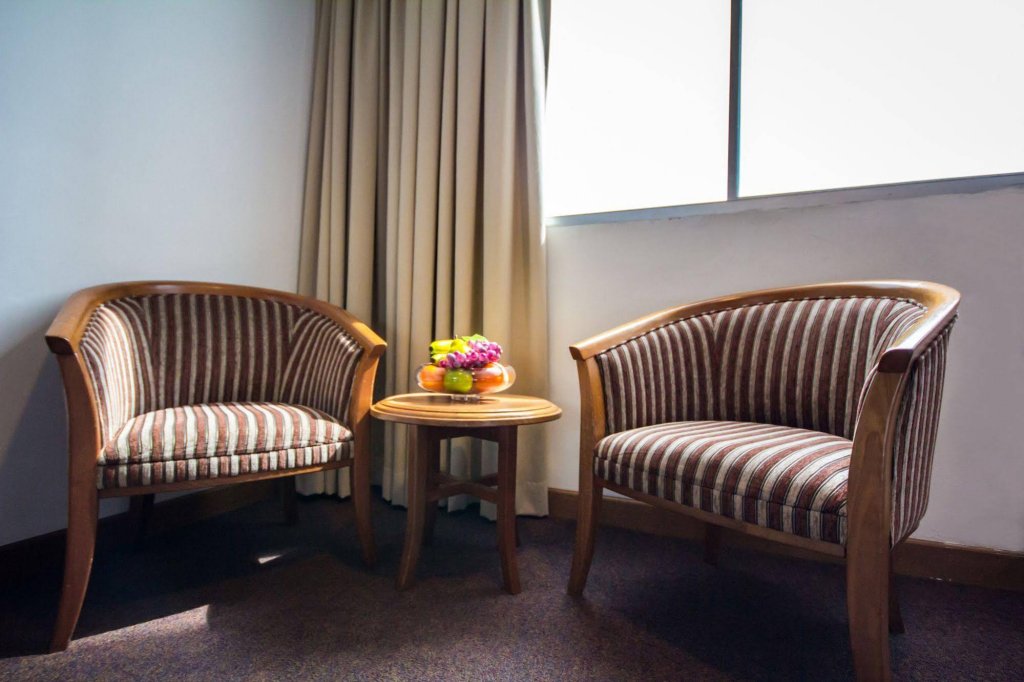 Фото Hotel Continental