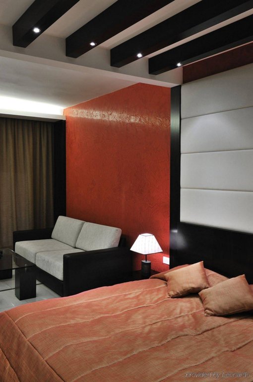 Фото Hollywood Hills Hotel