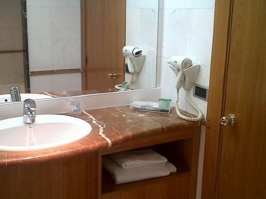 Фото Hotel Granollers