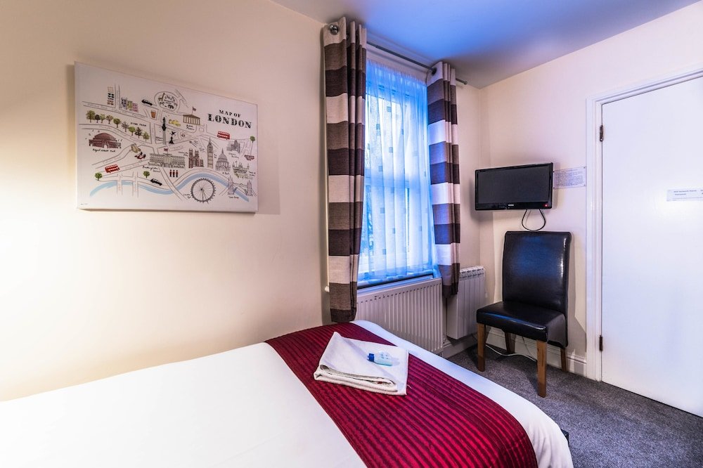 Фото Hellenic Hotel London by Saba