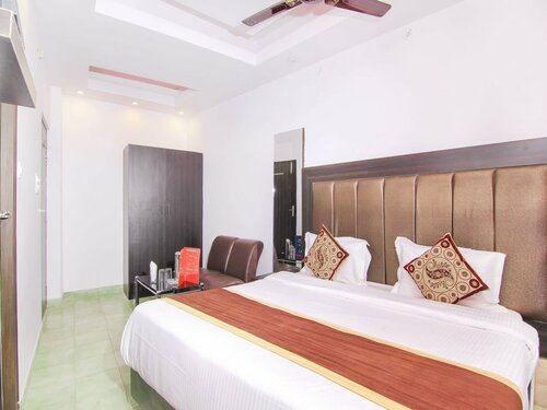 Гостиница Oyo 13652 Hotel Rajput в Лакхнау