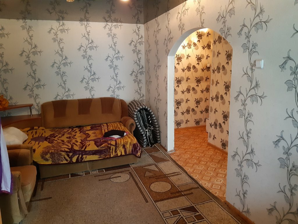 Alojamiento en alquiler diario Apartments na prospekte Gagarina 7 liniya 8, , foto