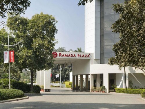 Гостиница Ramada Plaza by Wyndham Jhv Varanasi в Варанаси