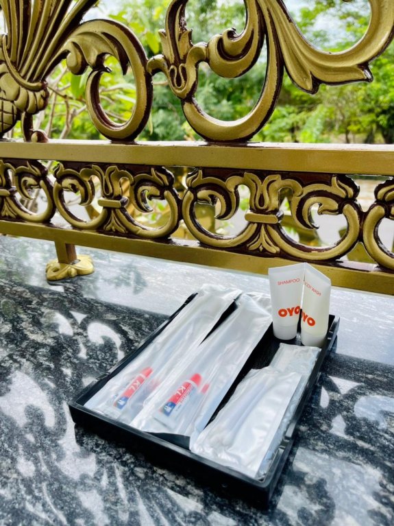 Фото West Lake Hotel