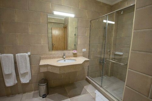 Гостиница Eagles Downtown Zahabia & Beach Resort в Хургаде