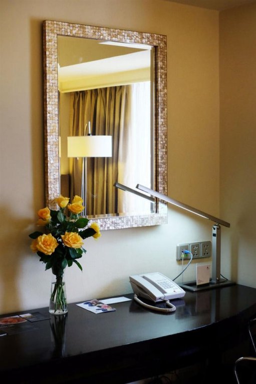 Фото Seda Ayala Center Cebu