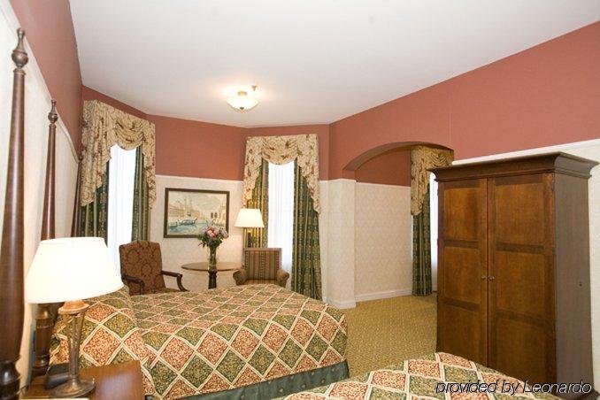 Фото Carleton of Oak Park