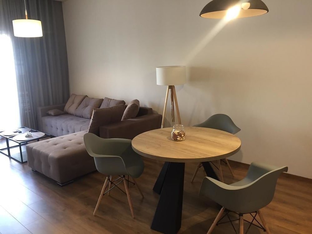 Фото Superior One Luxury Apartments