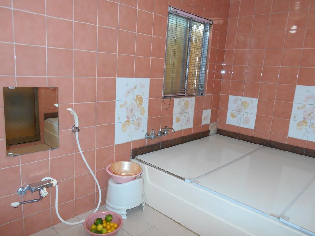 Фото Gamagori Orange Pension