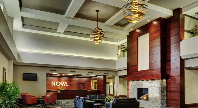 Фото Chateau Nova Yellowhead