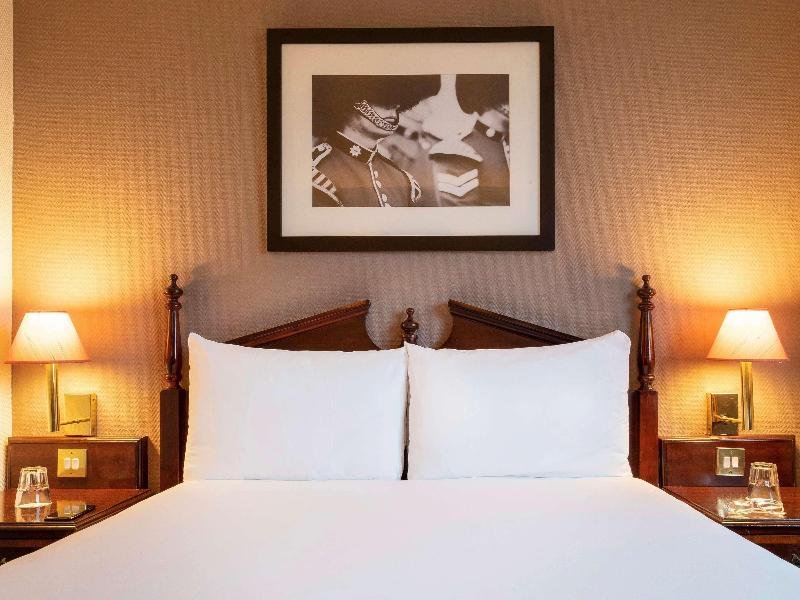 Фото Ibis London Earls Court