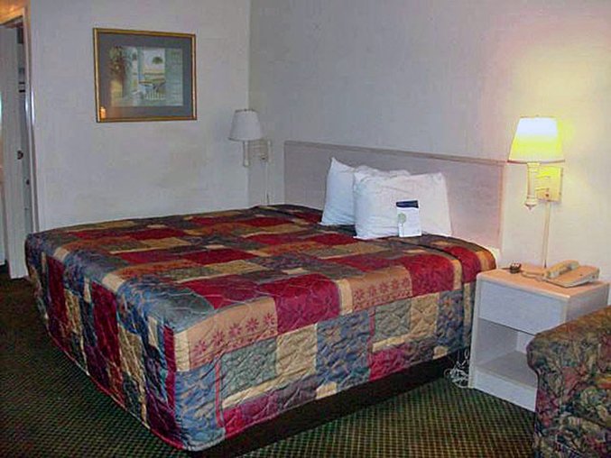 Фото Motel 6 Savannah, Ga - Midtown