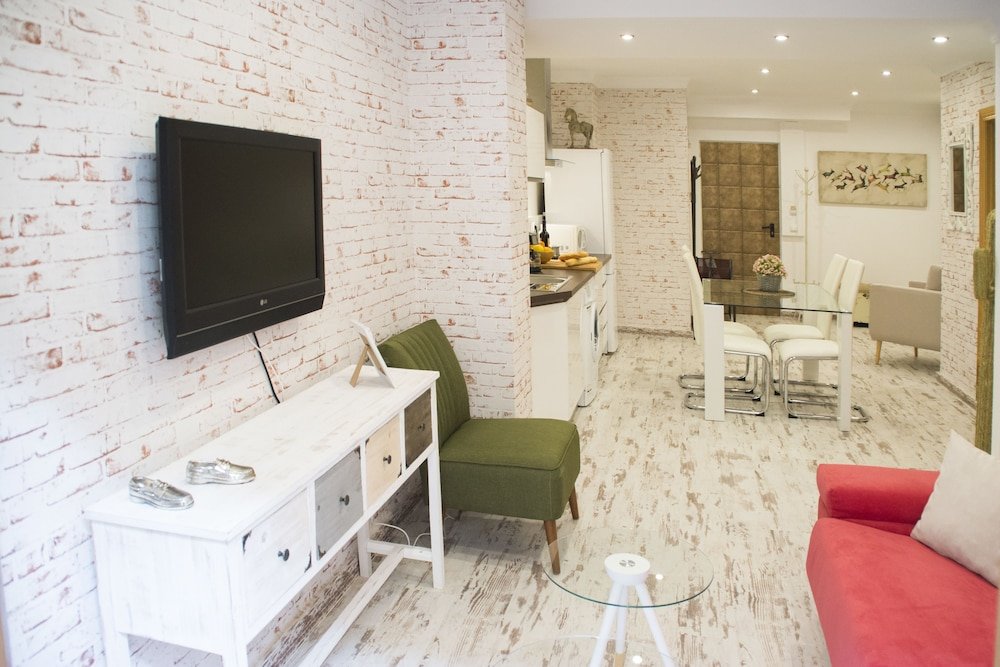 Фото Sweet Sevilla Suites