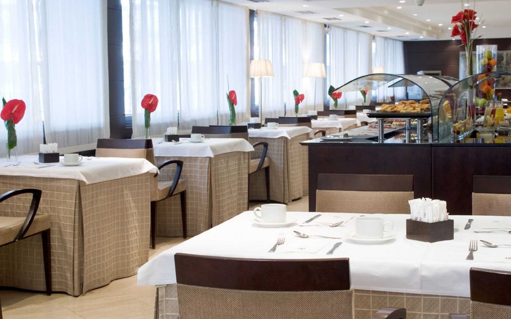 Фото HG City Suites Barcelon