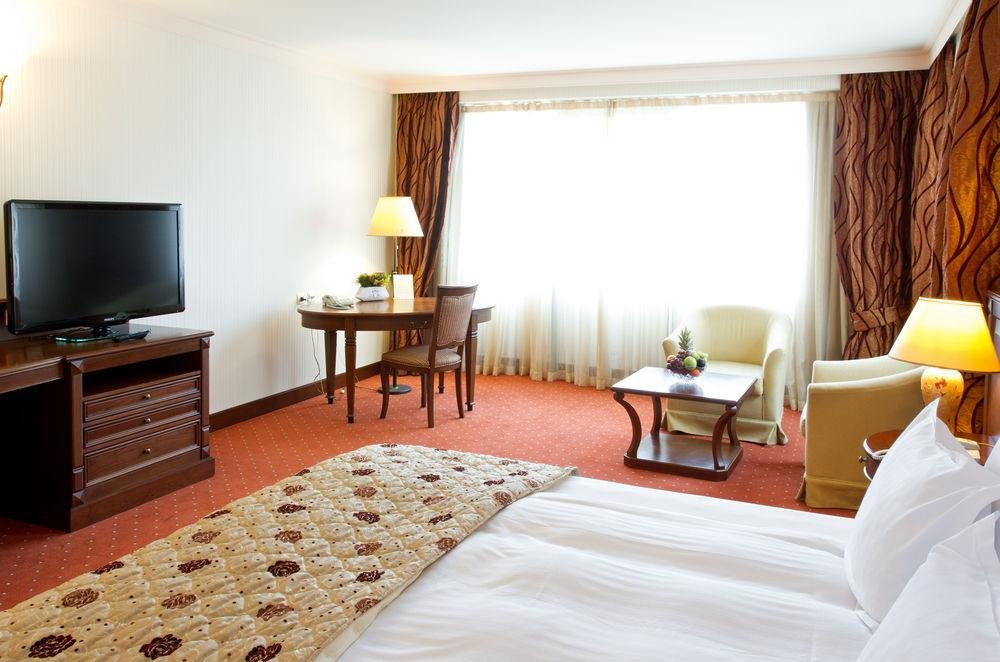 Фото Crystal Palace Boutique Hotel