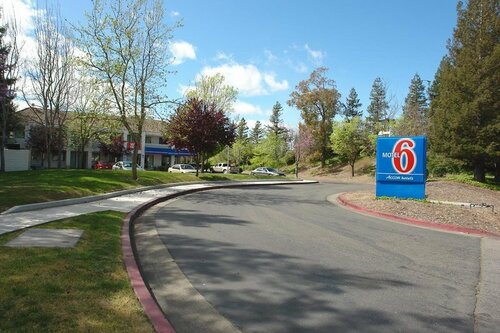 Гостиница Motel 6 Santa Rosa, Ca - North в Санта-Розе