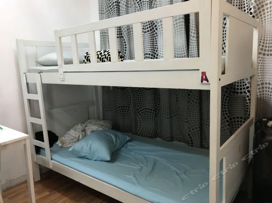 Фото The Bodhi Lodge - Hostel