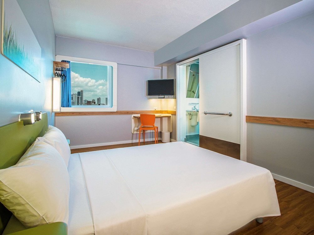 Фото Ibis Budget Fortaleza Praia de Iracema