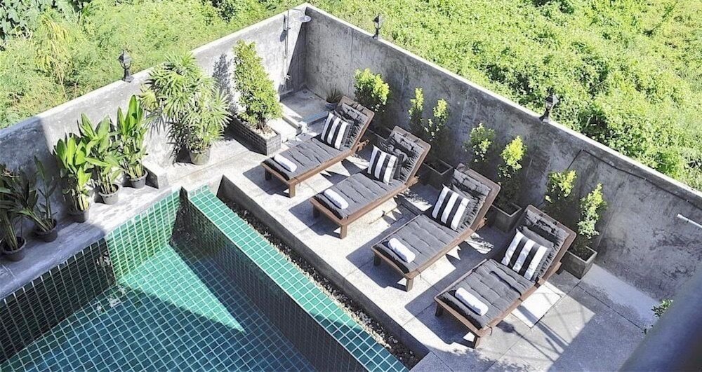 Фото La Petite France