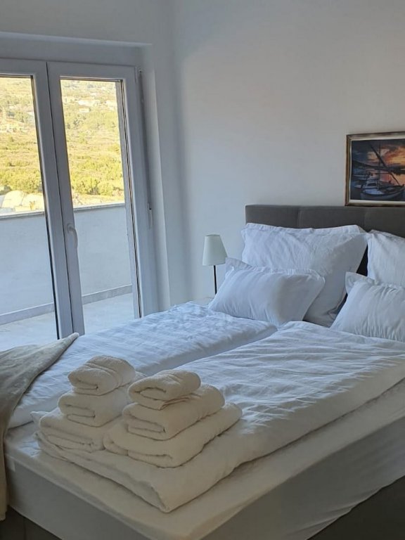 Фото Apartments Villa Salona Sky