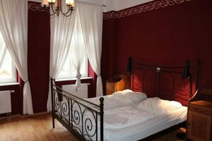 Хостел Hostel Louise 20