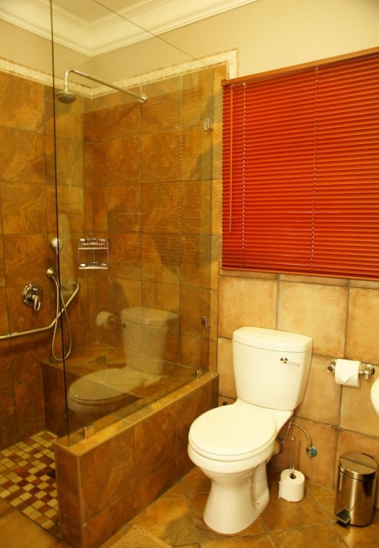 Фото The Club House Guesthouse