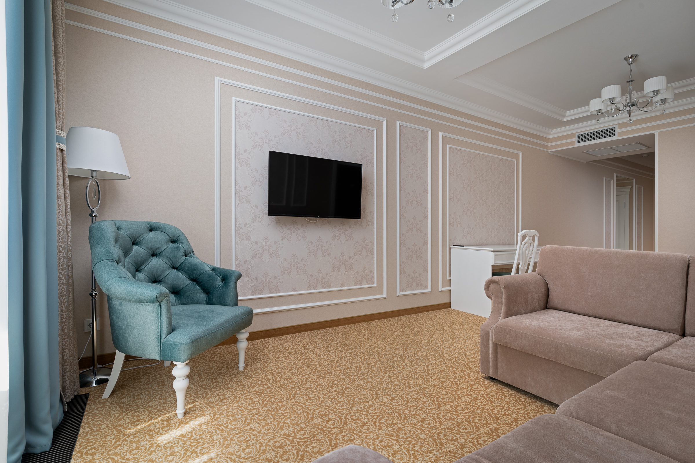 Фото Династия