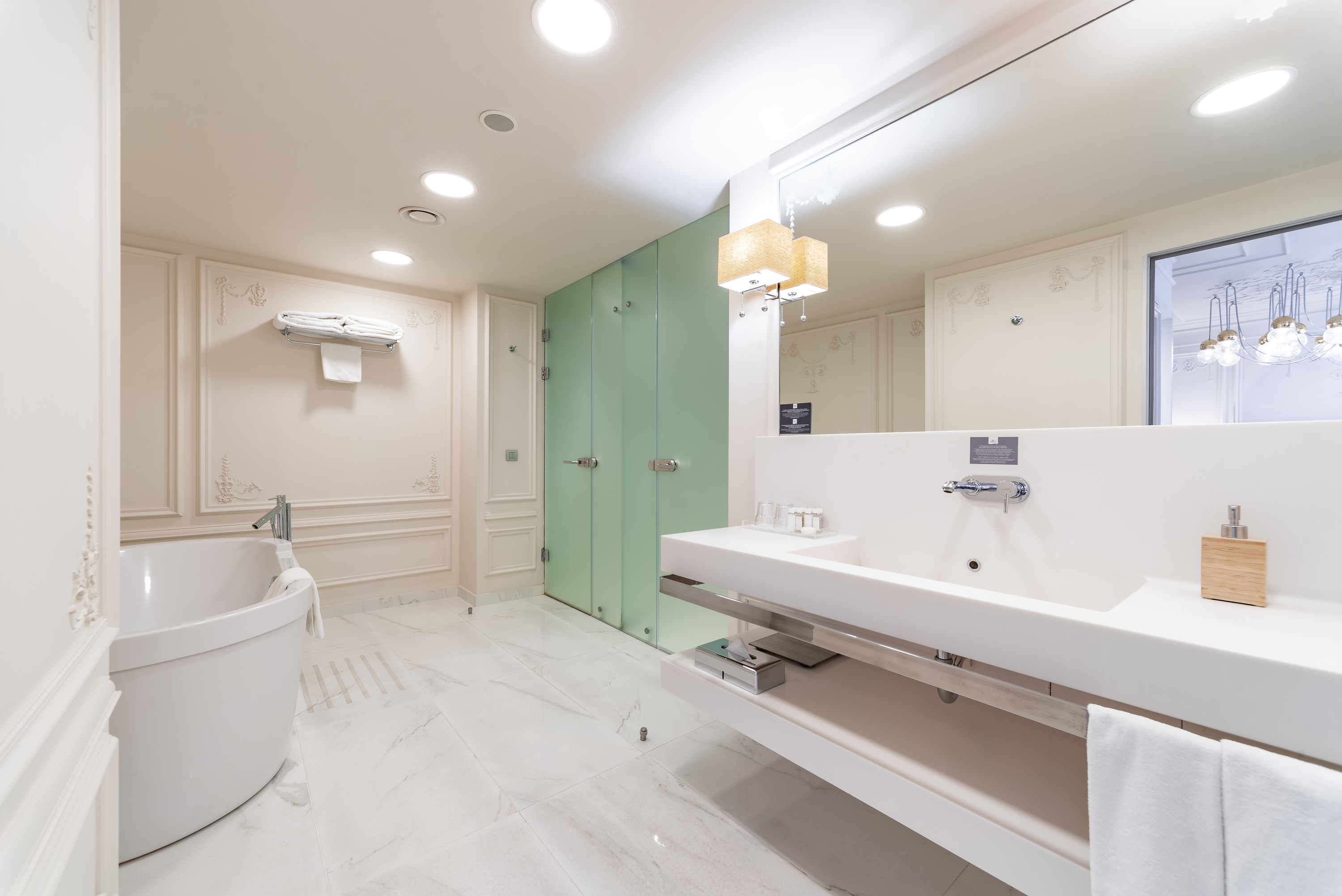 Фото Crown Hotel Санкт-Петербург