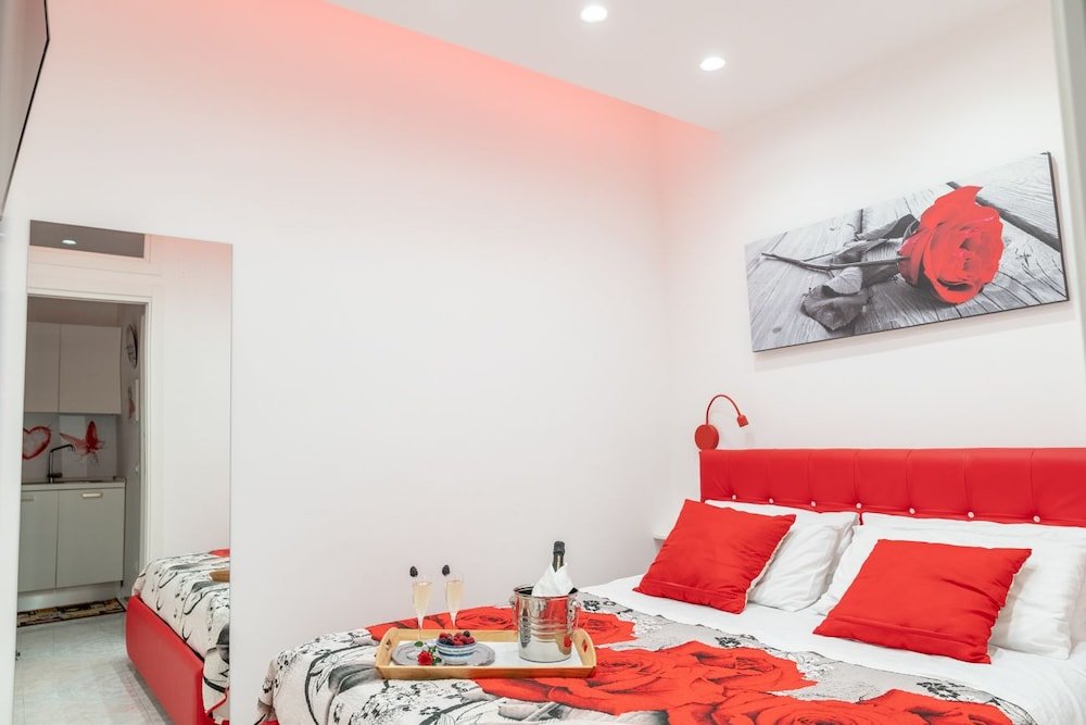 Фото Red Rose Apartment
