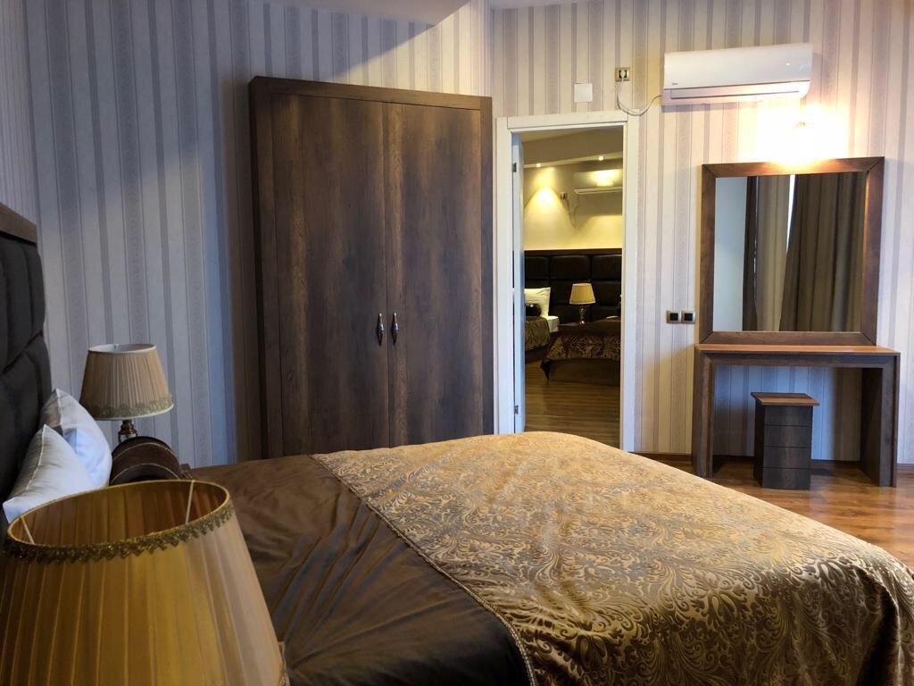 Фото Green Queen Hotel