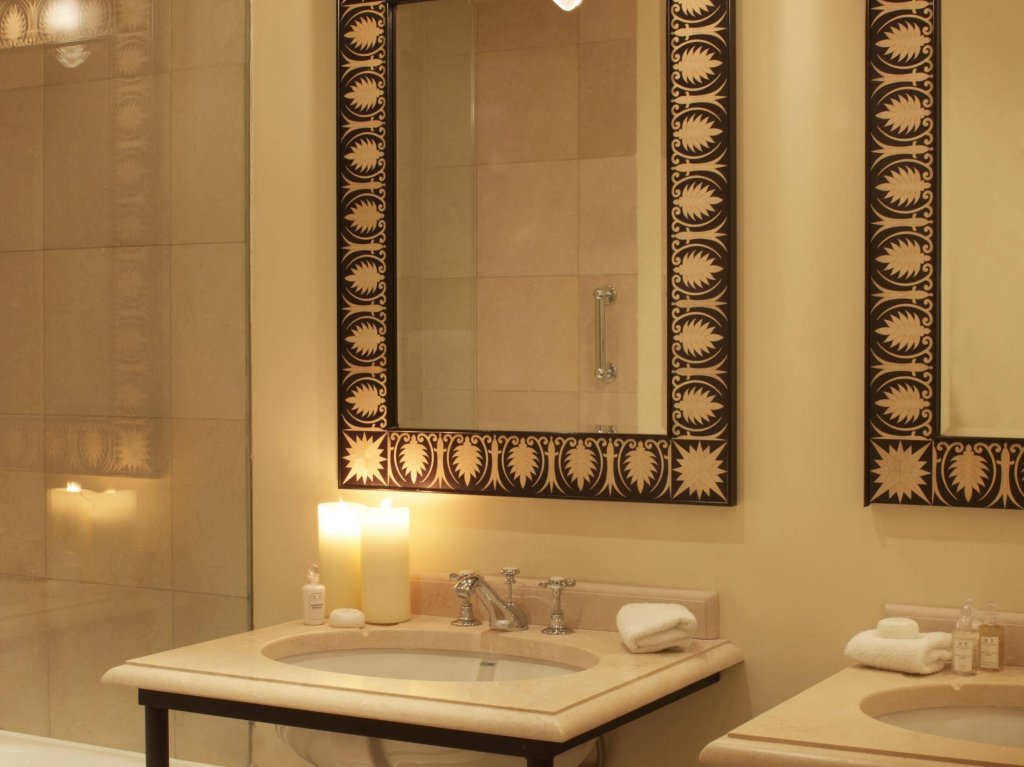 Фото Roseate House London