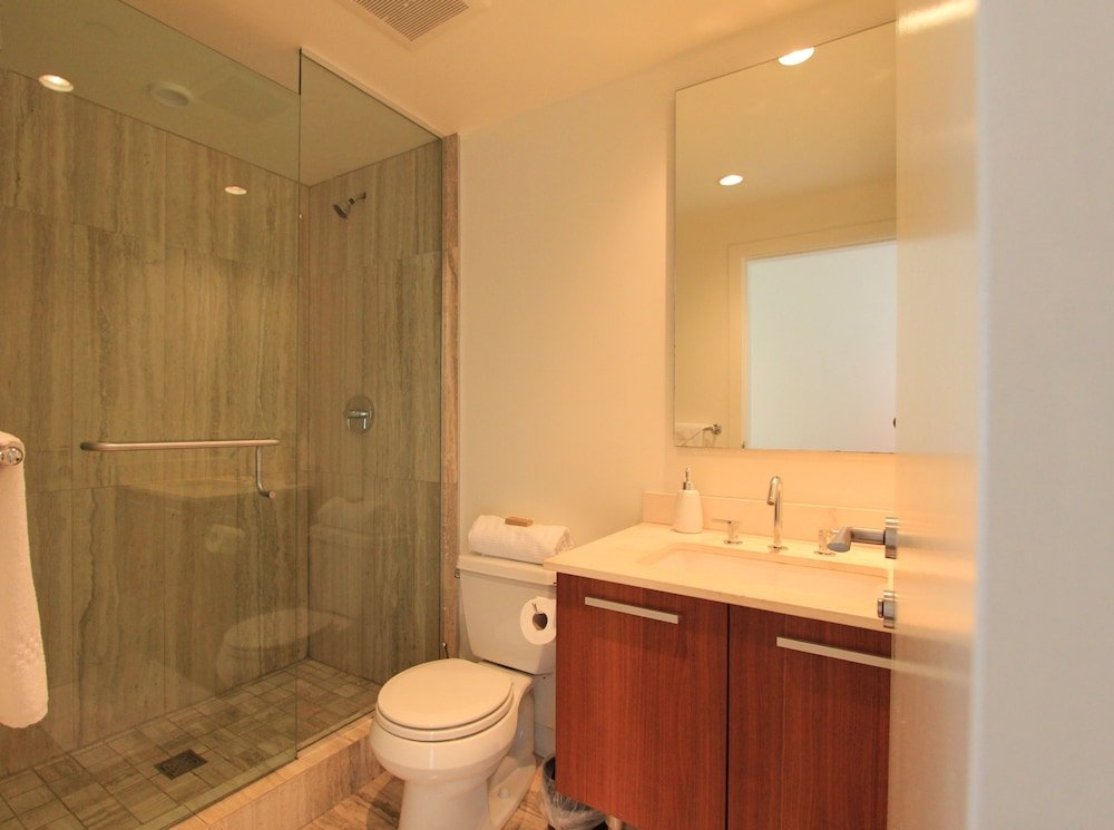 Фото The Falls by Victoria Royal Vacations