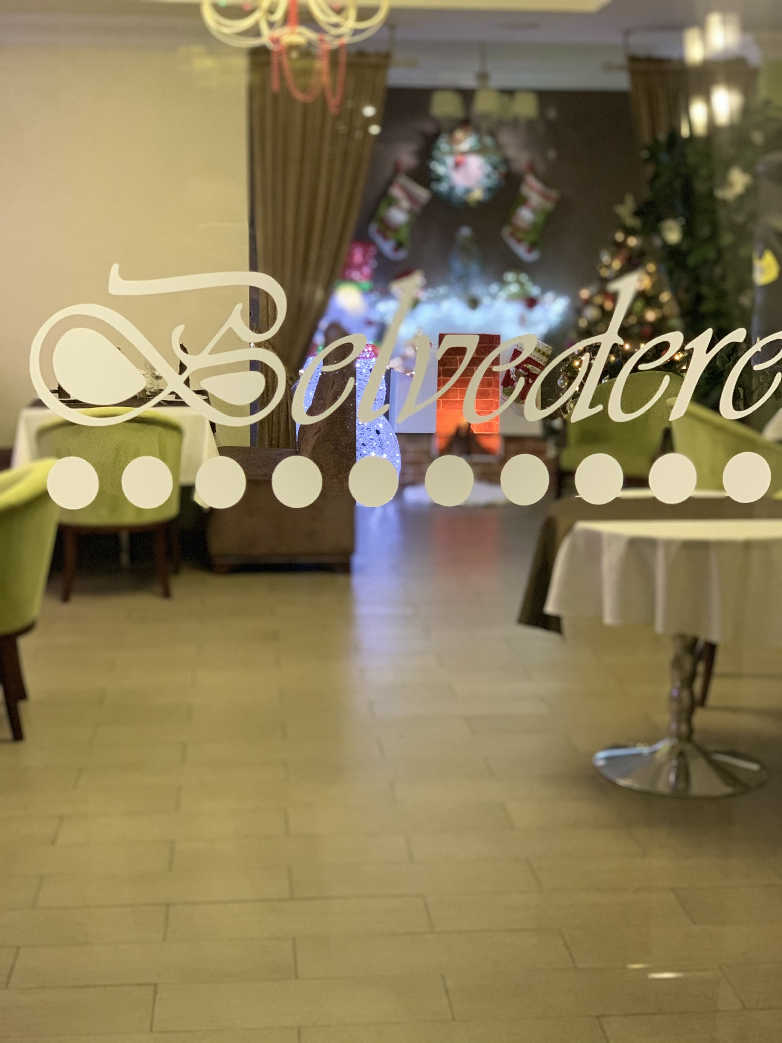 Фото Бельведер