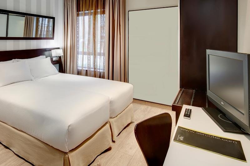 Фото Sercotel Madrid Aeropuerto