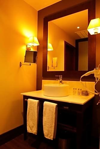 Фото Hotel SPA Martín el Humano