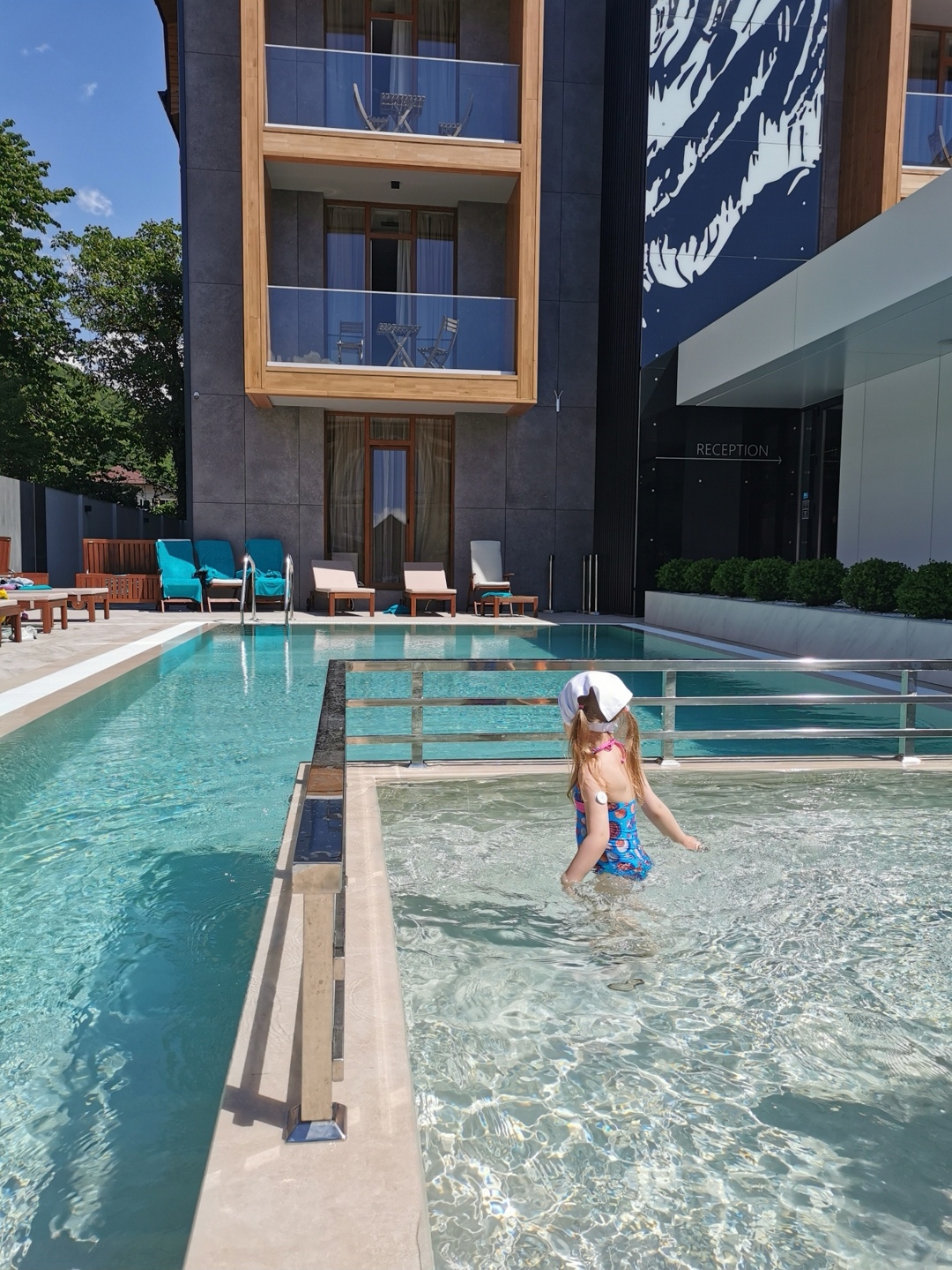 Фото Ikos Polyana