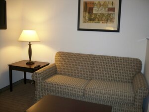 Holiday Inn Express & Suites Omaha I-80, an Ihg Hotel