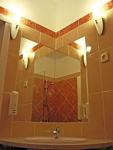 Фото Classic Hotel