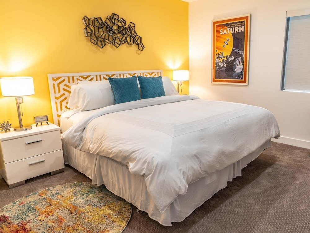 Фото Sputnik House